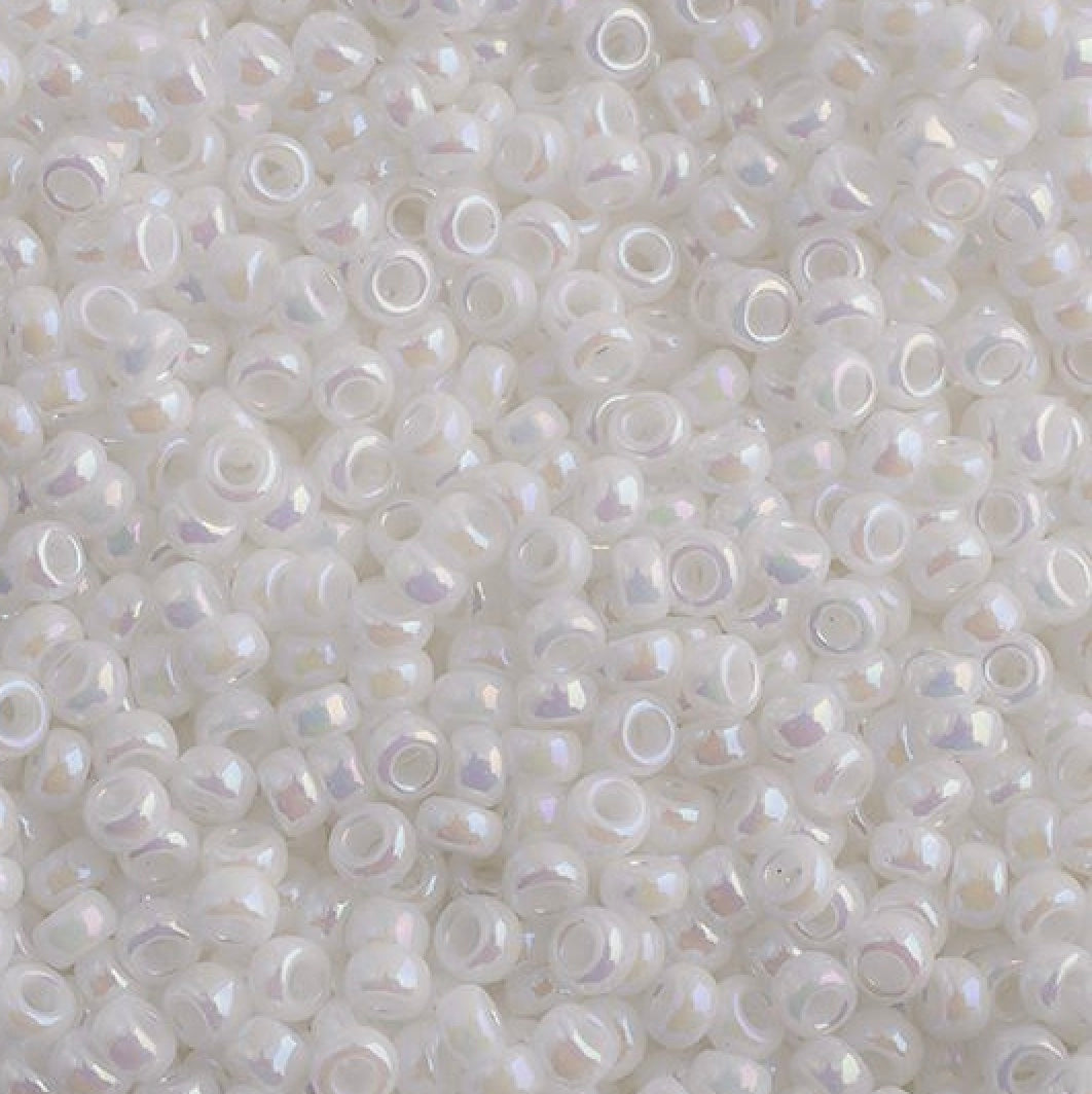 11/0 apx.22g White Pearl AB (0471V)
