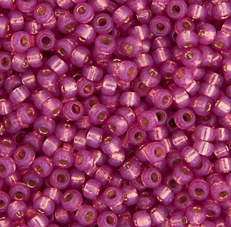 11/0 apx.22g Dark Rose S/L Dyed Alabaster (0645V)