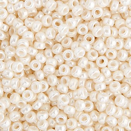 11/0 Antique Ivory pearl ceylon (0592V)