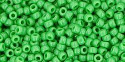 11/0 toho bright green op