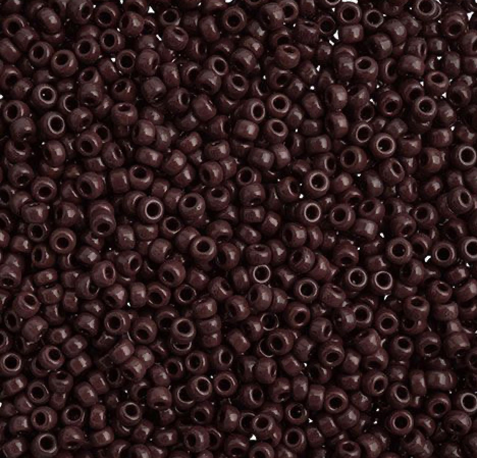 11/0 apx.22g Brown Currant Opaque (0419V)