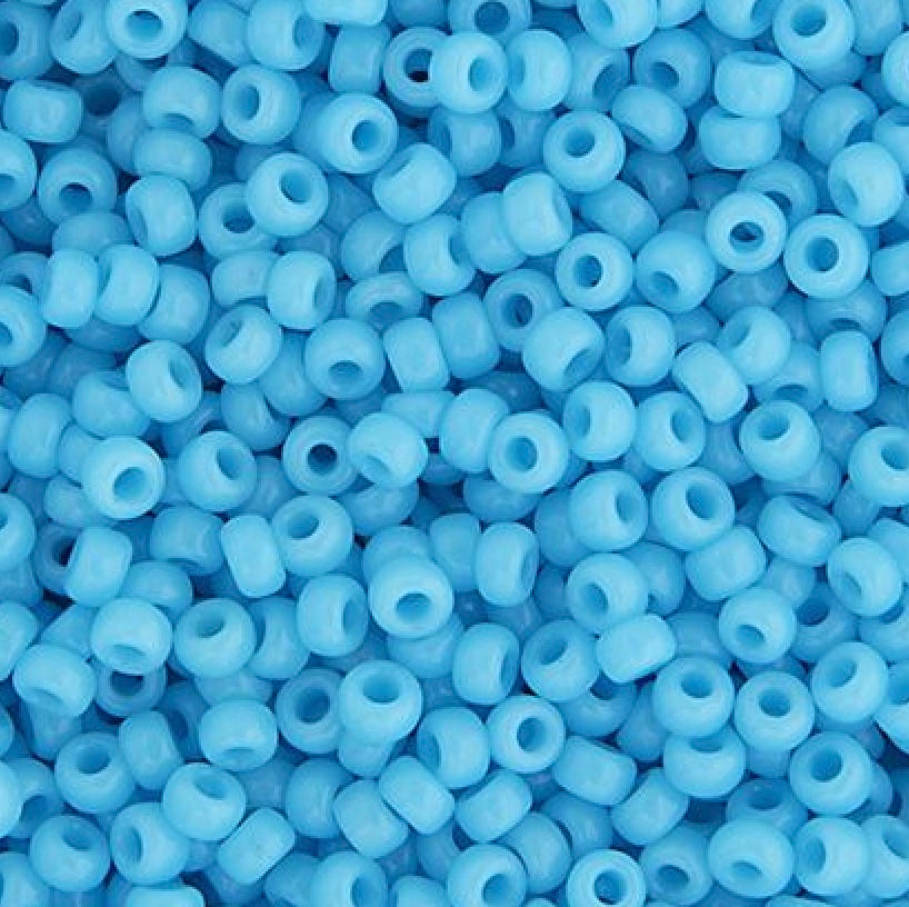 11/0 in Lt.Blue Opaque 22g. (0413V)