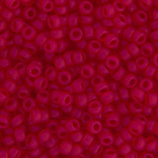 11/0 Ruby Trans Matte APX.22g (0141FV)