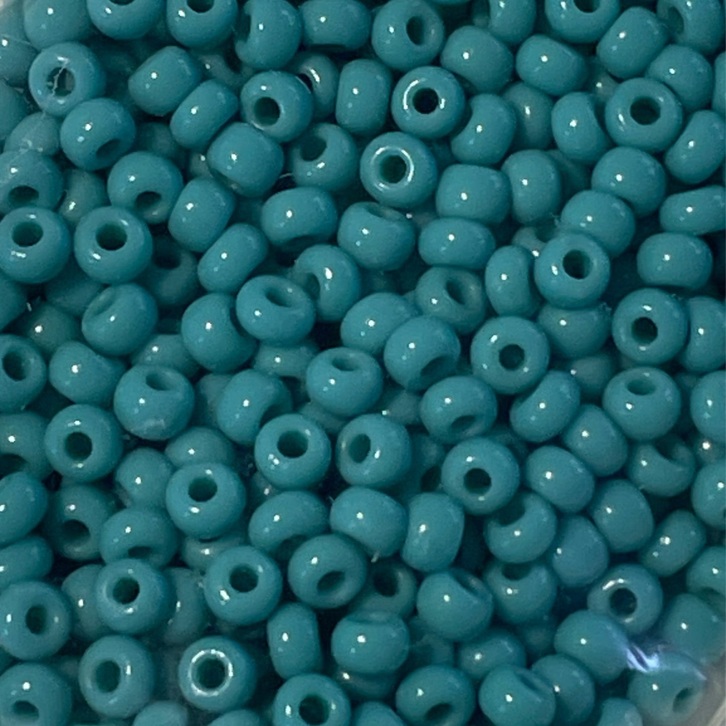 8/0 turquoise op