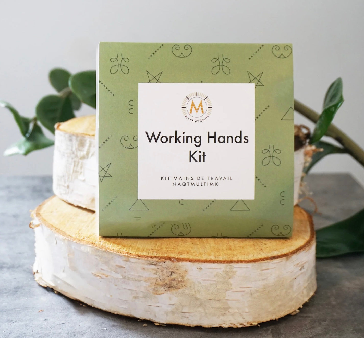Maskwiomin Kit-  Working Hands