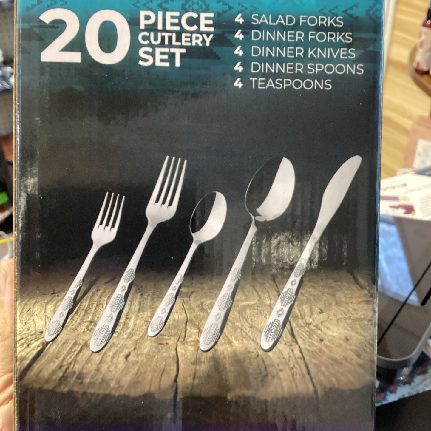 Nu Trendz 20 piece cutlery set