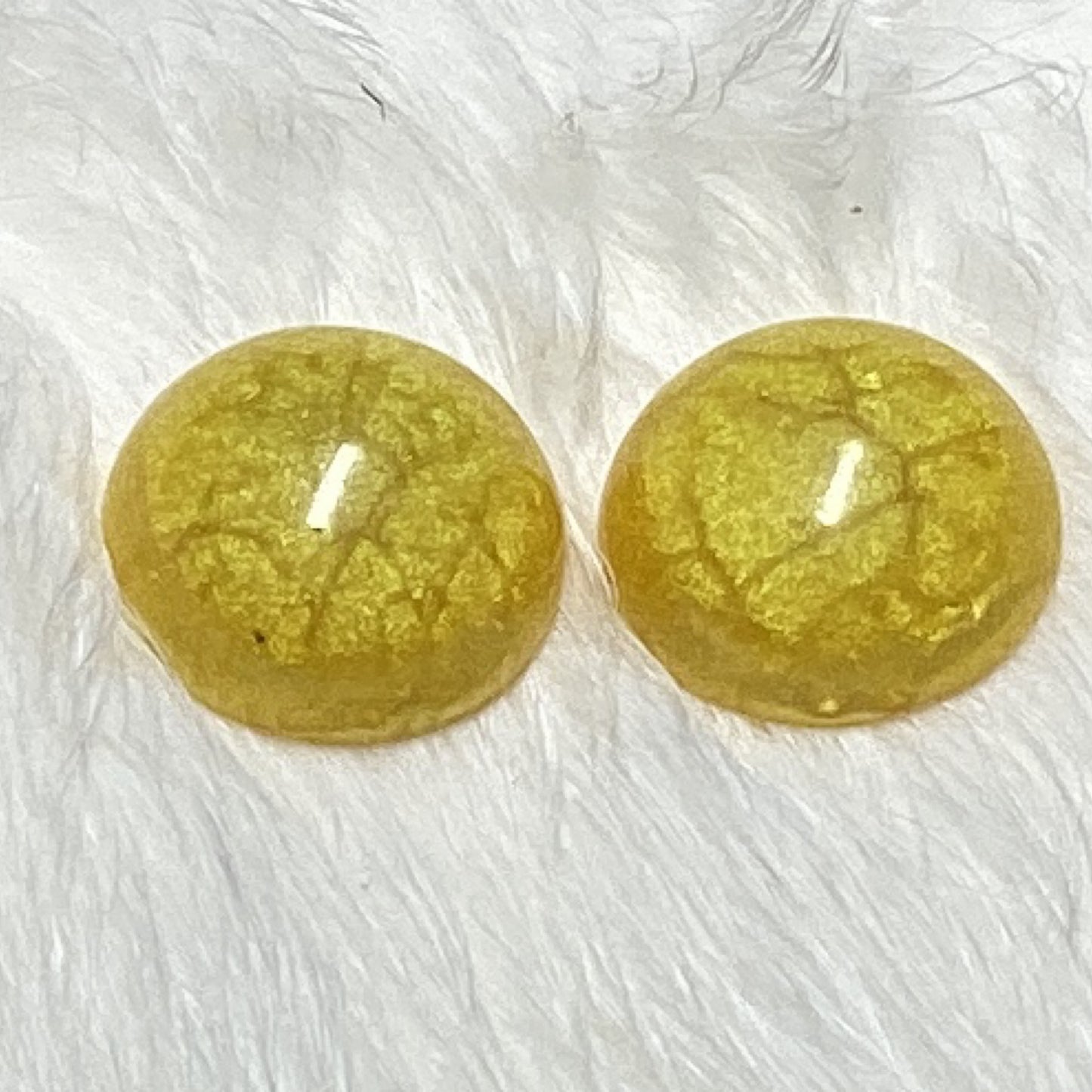 Yellow Golden glitter round cabs 16 mm