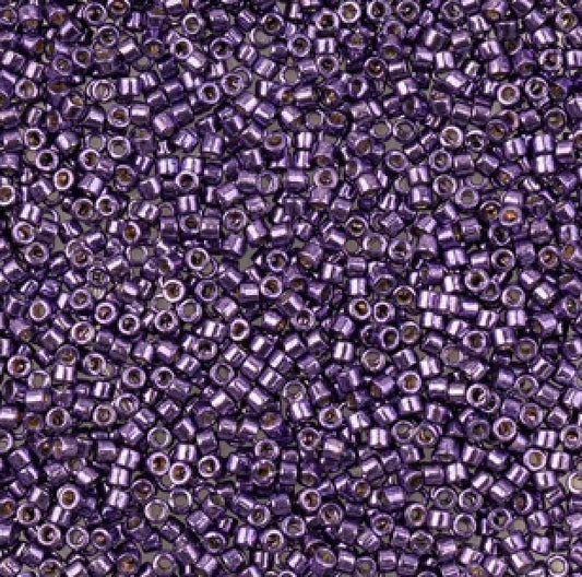 11/0 - Duracoat Galvanized Dark Lilac 690DB00-2509V)