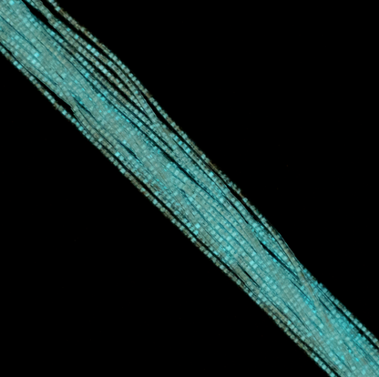 Cylin Bead 11/0 approx.23g Hank Glow in Dark - White to Turquoise (1135H)