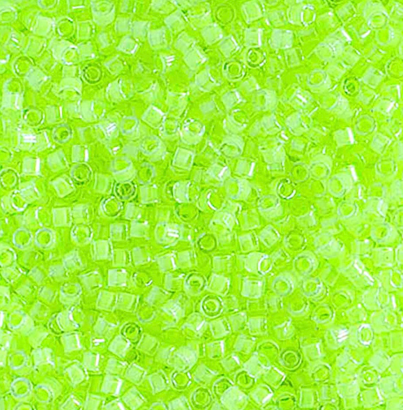 10/0 Delica luminous limeade (2031V)