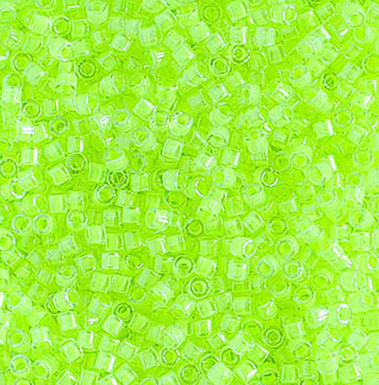 10/0 Delica luminous limeade (2031V)