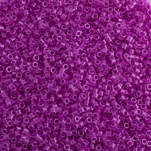 11/0 Delica Plum Crazy Luminous Neon Color 5.2g (2038V)